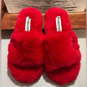 Fabletics Bright Red Faux Fur Slippers Size 6